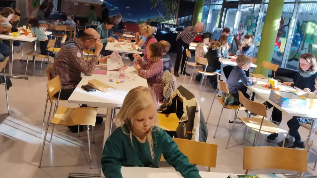 goetzenserleben-ausgabe01-2026-erLEBEN-KFV(c)-familienspielenachmittag-(c)-jenny-ewald