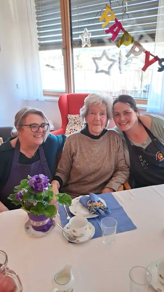 goetzenserleben-ausgabe01-2026-erLEBEN-zivildienst-tagesbetreuung-senioren